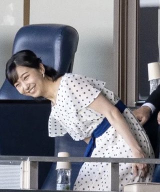 佳子さまのワンピース