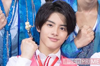 美 少年・金指一世のベッド写真流出か!? 有名オタとの繋がり疑惑も　ファンは早くもグッズ投げ売り