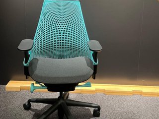 Gin  & Maya  theater