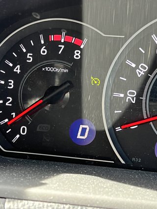 車のこの表示何かわかる人いますか？