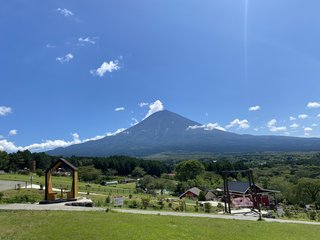 &#x{11:F8E2};なんでもいｰから&#x{11:F8E2};