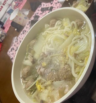 病人の私に主人か鍋焼うどんを作ってくれた
