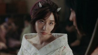 auのCMの鬼嫁　なんであの顔？