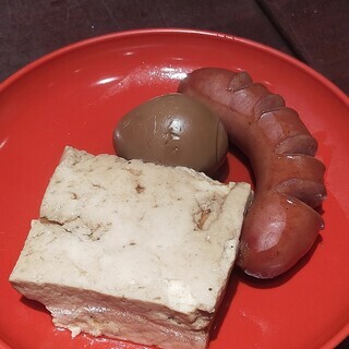 おでんにウインナー入れる人なんなの？