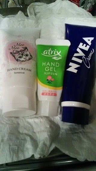 フロレナのカモミールのハンドクリーム