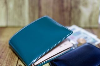 【50代の男性が選ぶ】次に財布を買いたいブランドランキング！1位は？