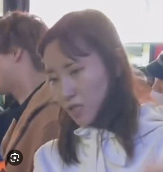 歌舞伎町の路上でホストとみられる男性刺される　20代女を現行犯逮捕