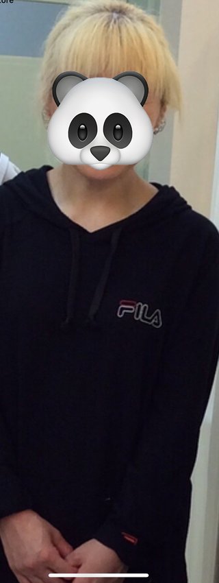 50代でこの服装と髪型どうおもう？