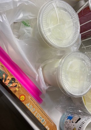 ダイエット中のピチピチチャプチャプ大学生の節制ランチをご覧ください。