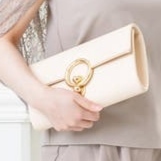 卒園式が来月、入学式が再来月にあります。私は何を着ればいいか？