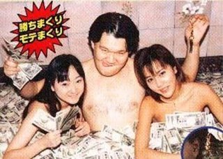 一夫多妻のこいつキモいし女達もヤバい