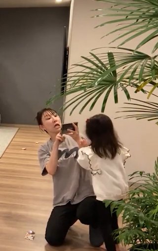 芸能人トピ小原さんアンチって