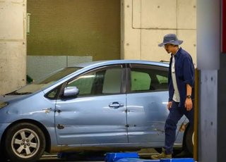 東出が乗ってる車…