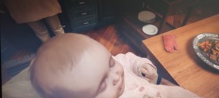 私の赤ちゃんお見せします