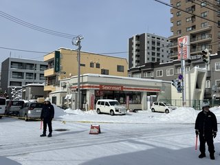 【速報】札幌市北区のコンビニで刃物を持った43歳男が店員3人を襲う 1人死亡 2人ケガ 男を逮捕