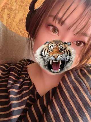 43でカラコンマツエクしてます。