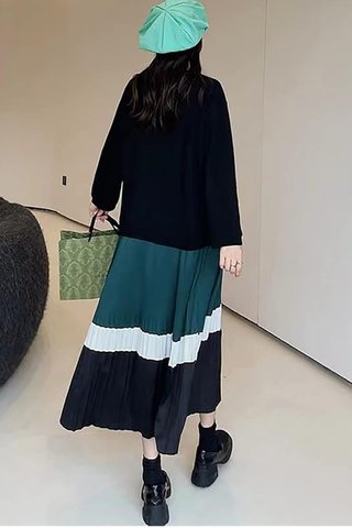 卒業式まで約1ヶ月だけどスーツ入るか試着しときな？