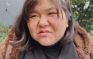 歌舞伎町のホームレスの女