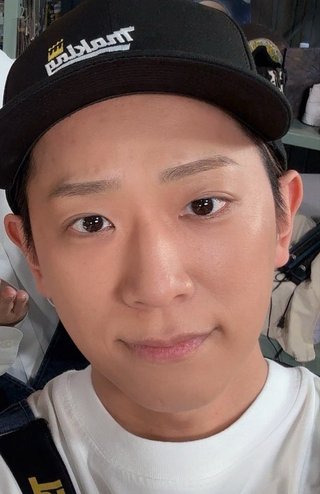 NEWS小山慶一郎とAAA宇野実彩子が結婚