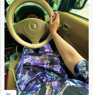 画家を目指している美大生なんだけど練習がてらに似顔絵を描かせて頂きます