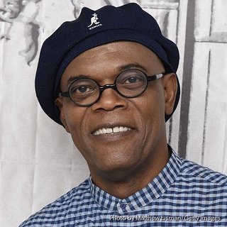 同じフロアに引っ越してきた奥さんがサミュエルジャクソンにそっくりなんだけど