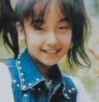 板野友美 自己顕示欲