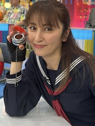 スケバン刑事なりきり矢田亜希子に「普通に、女子高生でもいけると思う」「姉御、ゾッコンデス」の声