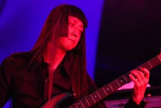 元ゆらゆら帝国のベーシスト・亀川千代さん死去 54歳 坂本慎太郎が追悼