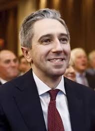 アイルランドで37歳の最年少首相が誕生　サイモン・ハリス氏