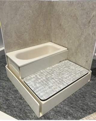 浴槽の色、アドバイスください