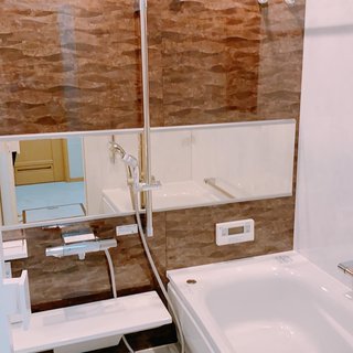 浴槽の色、アドバイスください