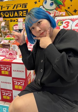 「嘘だよな？」「別人すぎる」“無加工写真”大炎上の人気コスプレイヤー