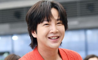 現役K-POPアイドルが日本でキャバ嬢に…本人「お騒がせして申し訳ありません」