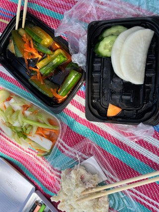 小林礼奈って人は有名人なの？