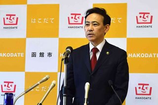 「喋り方大泉洋まんま」　人気タレント兄の函館市長、“水曜どうでしょう”イベントで見せた激似トーク
