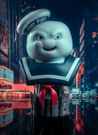 何でこんなに眉間にシワ寄せるの？