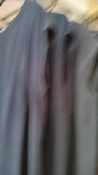 同じ服ばっかり着てるママ