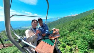 “空飛ぶレストラン”がスタート！リフトに乗りながら朝食を楽しめる新サービス　最大40人まで利用可