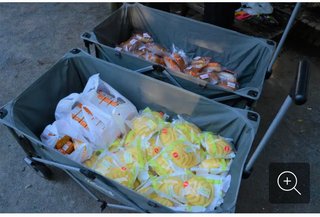 ラジオ体操でパン配布　給食のない夏休み、子ども食堂が朝食支援