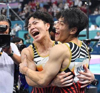 【体操】岡慎之助が金メダル！ 前回大会の橋本大輝に続き日本勢6人目の初出場で頂点【パリ五輪】