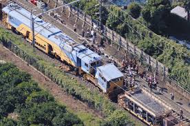 東海道新幹線保守用車両の衝突し脱線 自民党やネトウヨが韓国でしか起こらないと豪語していた事故。