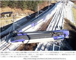 韓国の高速鉄道｢KTX｣が脱線
