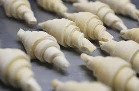 冷凍ベーカリー製品市場は2032年までに442億米ドルに達すると予測