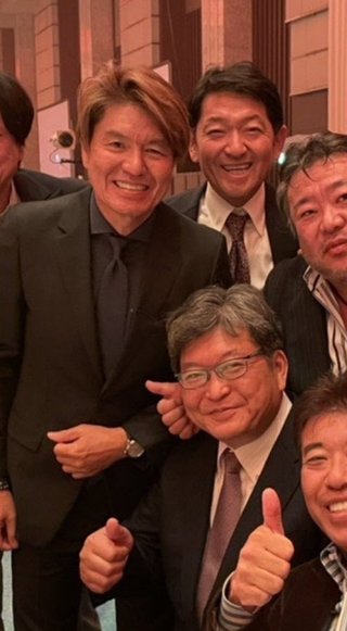 自民党総裁選はまさに茶番