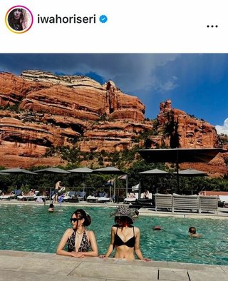 GRAY・TAKUROの妻、岩堀せり　16歳娘とプール満喫