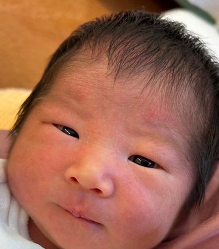 生まれたてほやほやの娘が可愛いすぎる