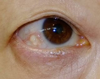 「お酒好きそう」「タバコ吸ってそう」とよく言われる