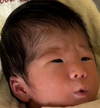 新生児かわいい〜