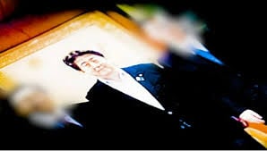 統一教会とつながる自民党が小池百合子を支援している。