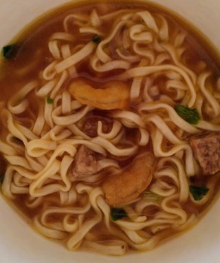 Cヌードルの海老